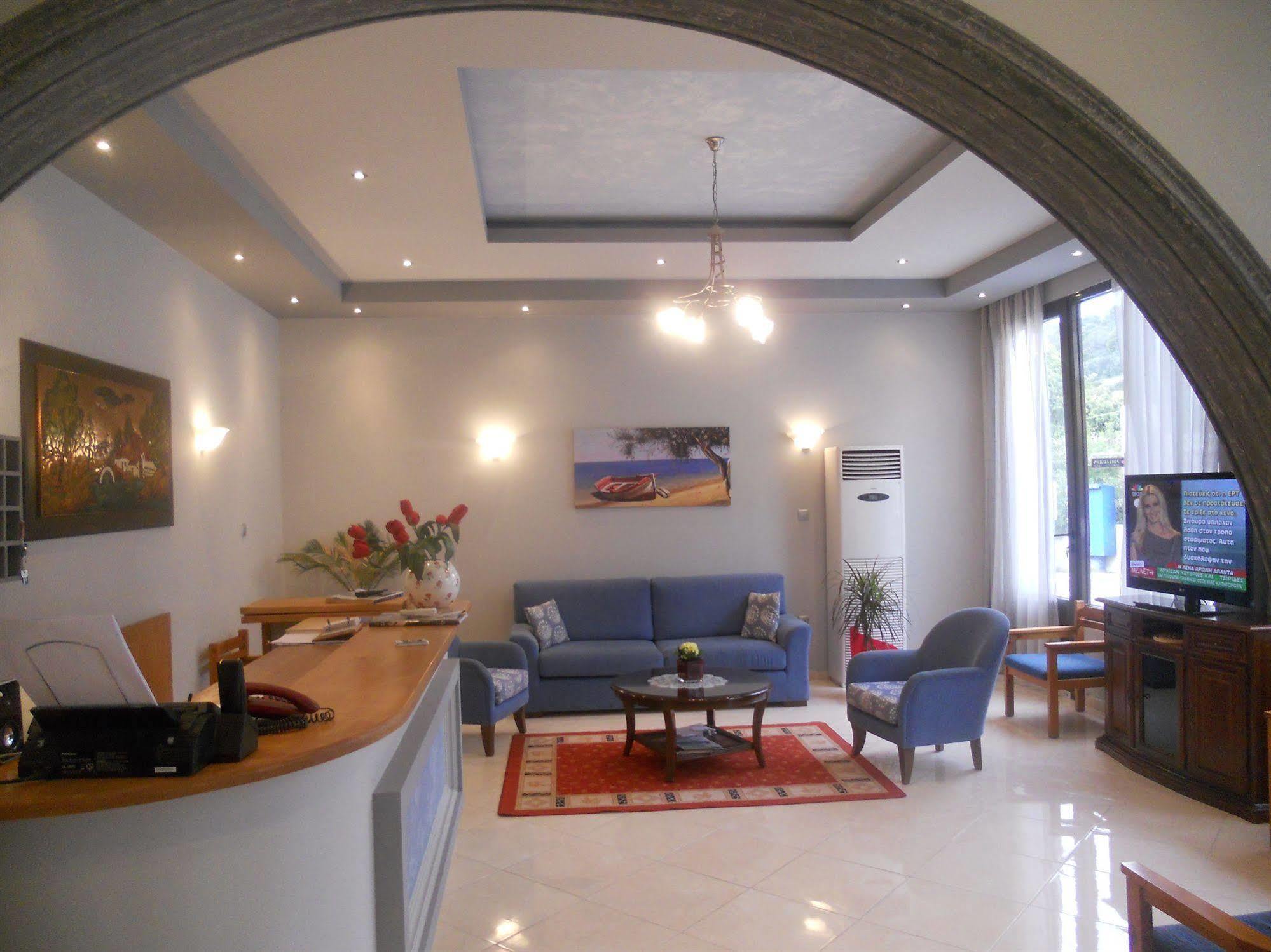 Isidora Hotel Agia Marina  Exterior foto